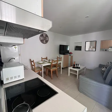 Blu Sky Dream -chayofita Apartment *
