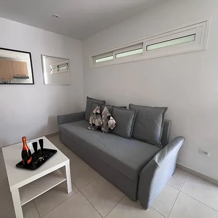 Blu Sky Dream -chayofita Apartment